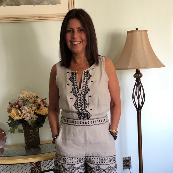 Meet your Posher, Lori - Picture 1 of 1